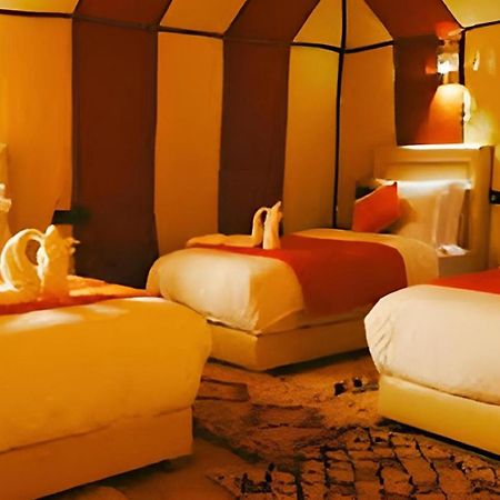 Sahara Traveling Camp Hotel เมอร์ซูกา ภายนอก รูปภาพ