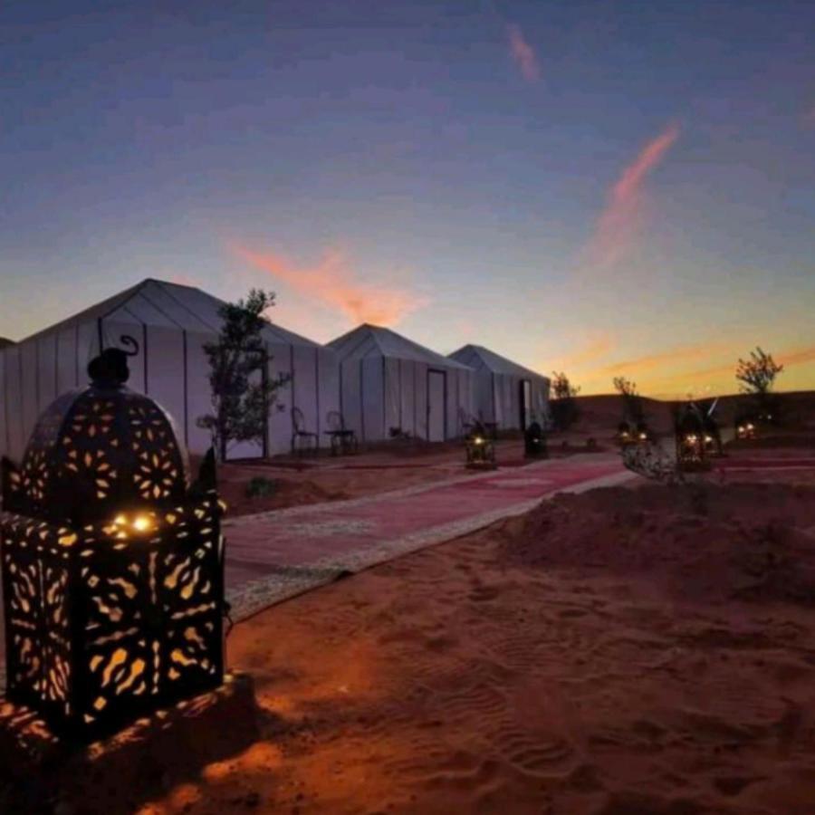 Sahara Traveling Camp Hotel เมอร์ซูกา ภายนอก รูปภาพ