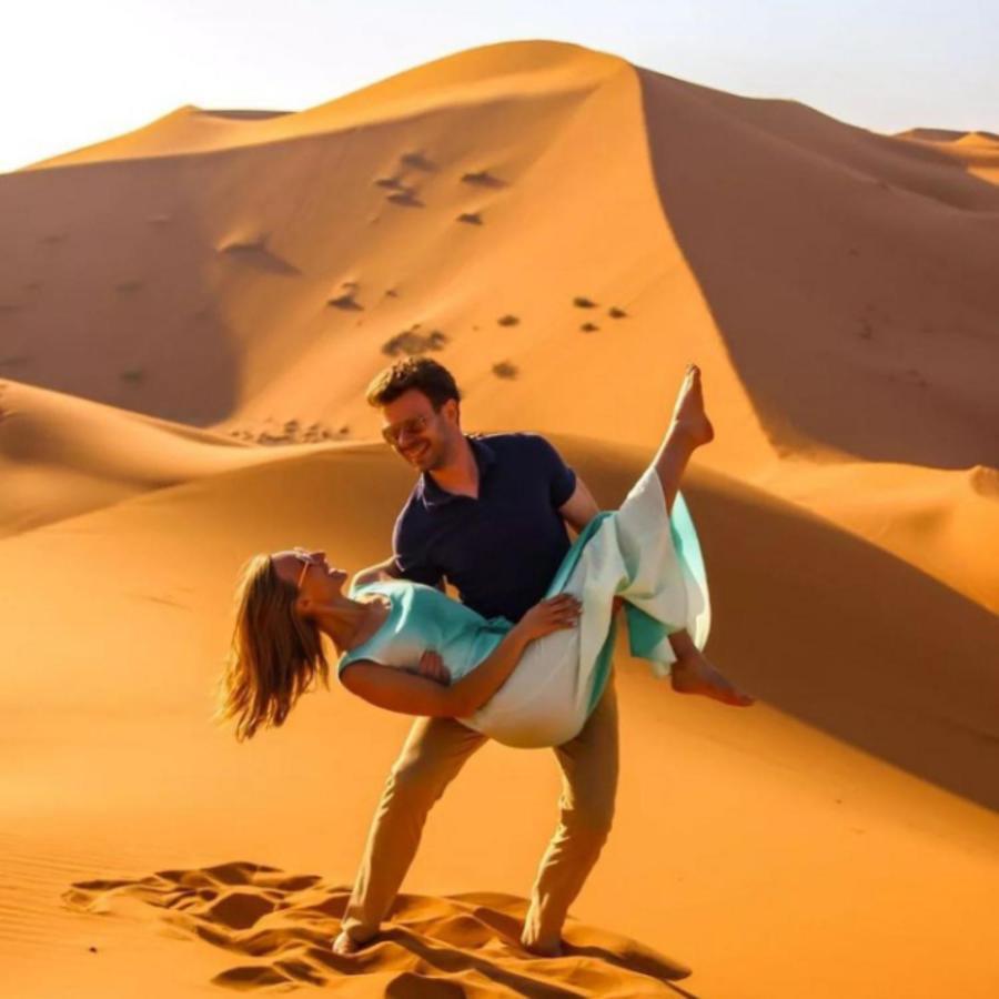 Sahara Traveling Camp Hotel เมอร์ซูกา ภายนอก รูปภาพ