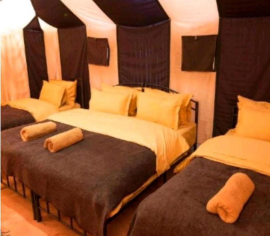 Sahara Traveling Camp Hotel เมอร์ซูกา ภายนอก รูปภาพ