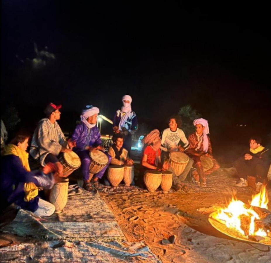 Sahara Traveling Camp Hotel เมอร์ซูกา ภายนอก รูปภาพ