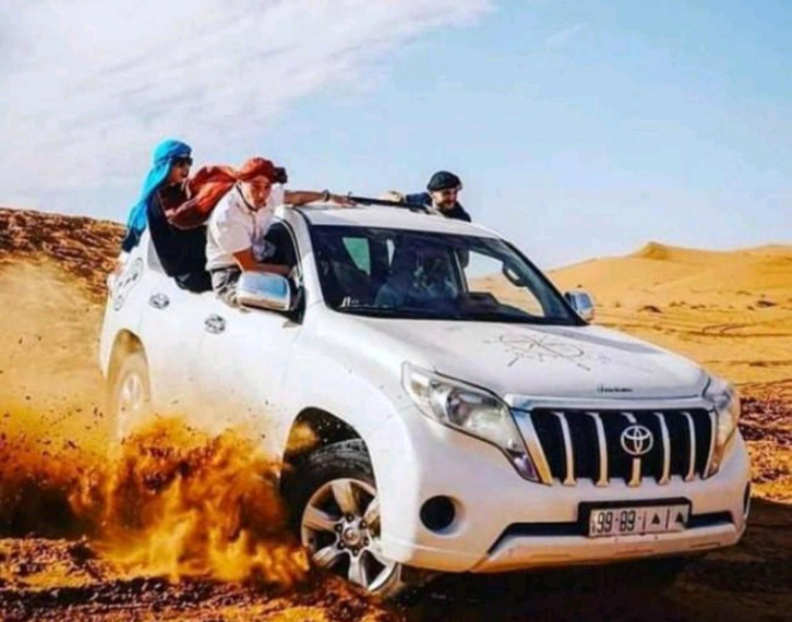Sahara Traveling Camp Hotel เมอร์ซูกา ภายนอก รูปภาพ