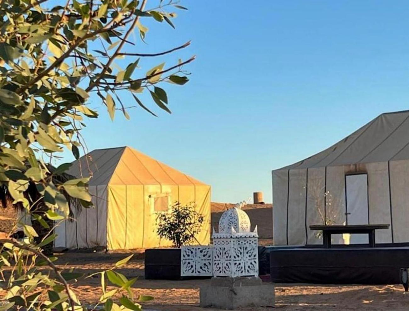 Sahara Traveling Camp Hotel เมอร์ซูกา ภายนอก รูปภาพ