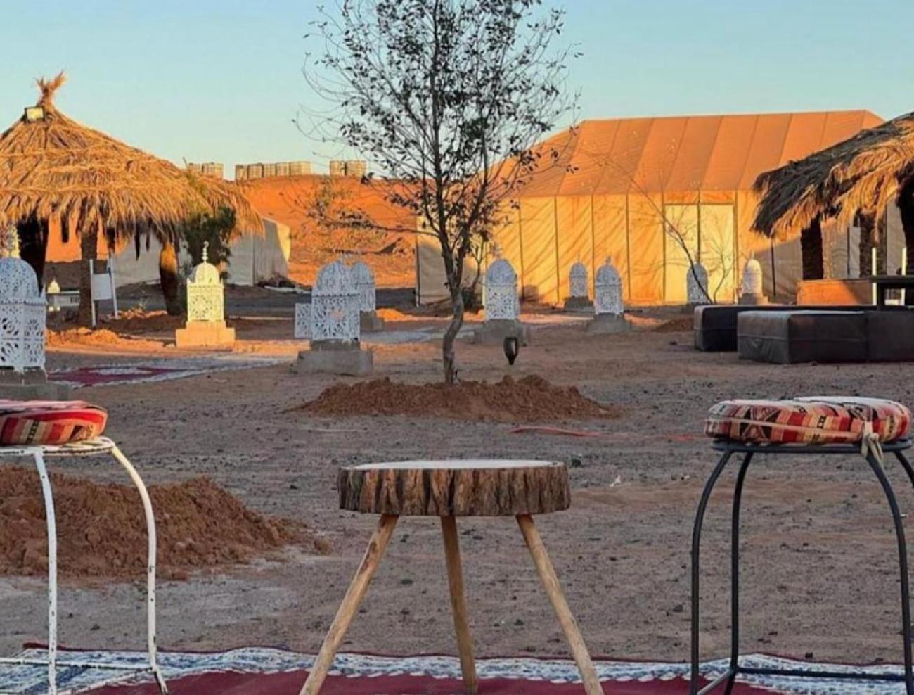 Sahara Traveling Camp Hotel เมอร์ซูกา ภายนอก รูปภาพ