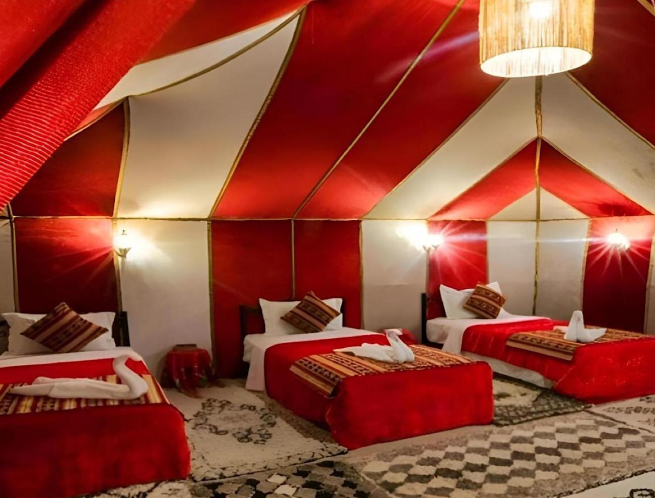 Sahara Traveling Camp Hotel เมอร์ซูกา ภายนอก รูปภาพ